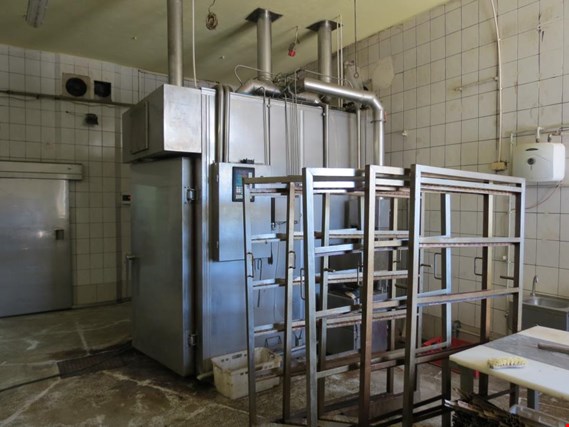 Used Skrzyp Two-trolley smoking chamber for Sale (Auction Premium) | NetBid Industrial Auctions